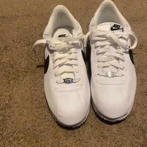 Nike Cortez size 10